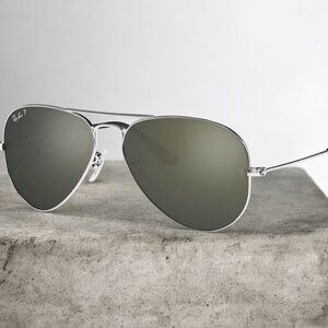 Ray-Ban RB3025 Metal Aviator Sunglasses